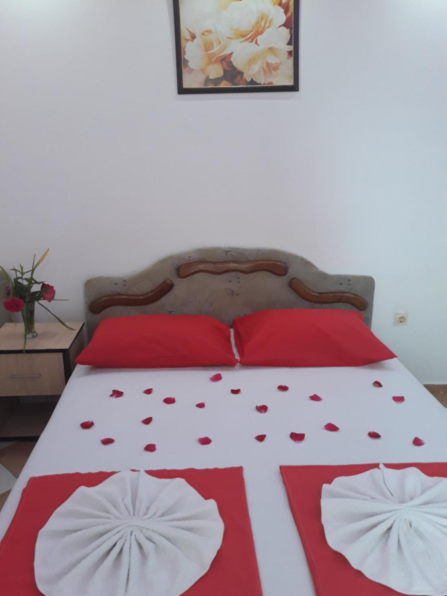 Apartments Aza Dobra Voda Habitación foto